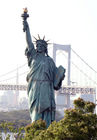 Statue of Liberty in front of Rainbow Bridge, Odaiba