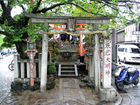 Shrine along Hanami-koji, Gion district 