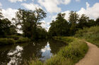 Walk along River Wey between Guildford and Godalming