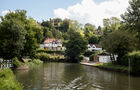 Walk along River Wey between Guildford and Godalming